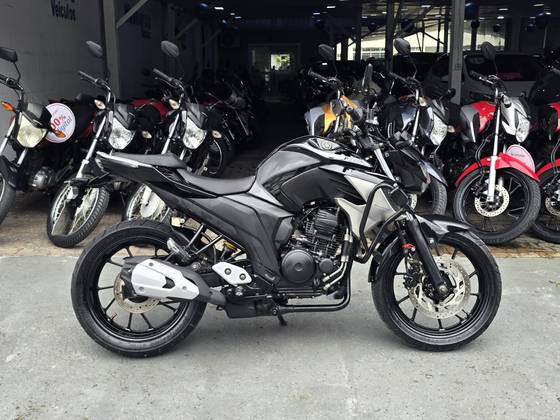 YAMAHA FZ25 FAZER ABS YAMAHA FZ25 FAZER ABS